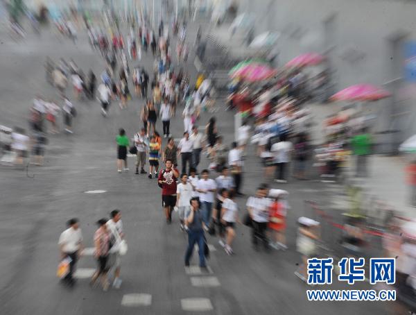 上海世博園累計參觀人數(shù)突破2600萬