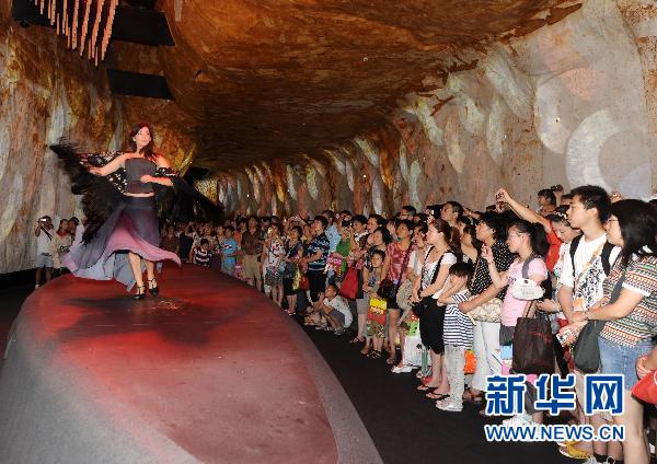 上海世博園累計參觀人數突破2600萬