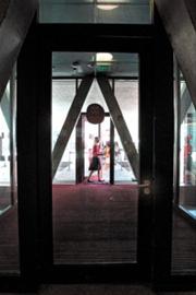 實測最佳實踐區環保建筑 不開空調照樣清涼(圖)