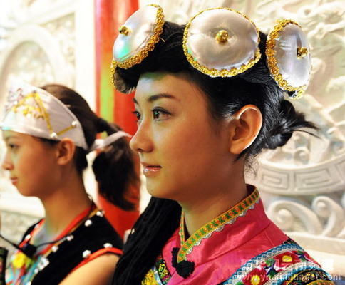 世博園里的“禮儀之花”