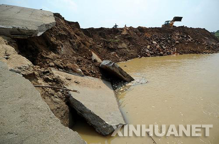 “旱澇急轉(zhuǎn)”下的生態(tài)警示<BR>--專(zhuān)家解讀長(zhǎng)江中下游部分地區(qū)的極端天氣現(xiàn)象