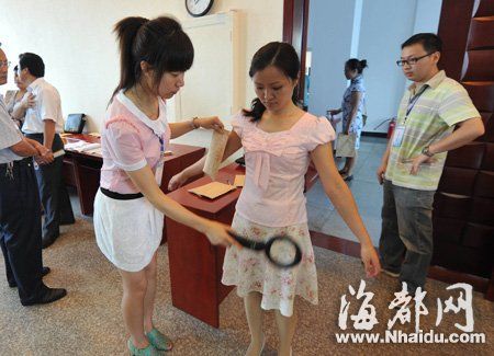 福建省直公務員面試首次開放 增強考試透明度(組圖)