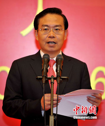 蘇樹林當(dāng)選福建省長 曾供職于大慶油田(圖)