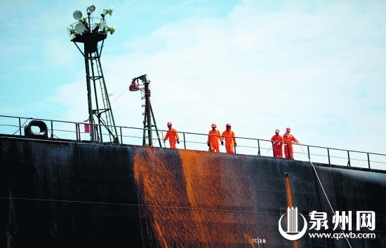 泉州船廠首次承接維修30萬噸超級油輪（組圖）