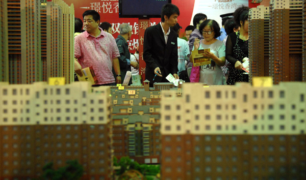 加大保障房建設(shè)力度 實施好重大民生工程