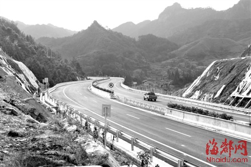 上半年福建在建重點項目超額完成年初確定目標