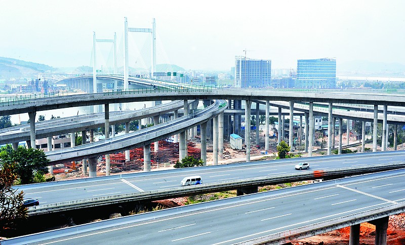 福州10年“織”出快捷交通網