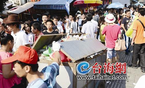 鼓浪嶼8天運出495噸垃圾創新高 部分游客亂扔垃圾