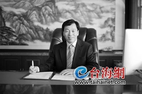 高中畢業帶出“廈門第一村”