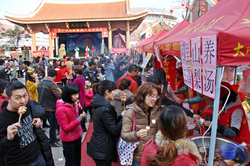 大嶝小鎮春節假期游客首次突破12萬 “臺灣小吃節”、“折子戲”倍受熱捧