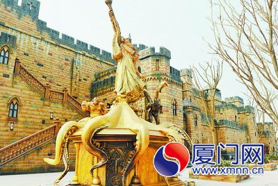 方特夢幻王國周日開門迎客 200多項游樂項目等您來玩