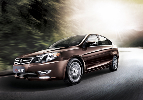 大氣度、新格調,東南V5菱致推出典雅黑智感旗艦座艙