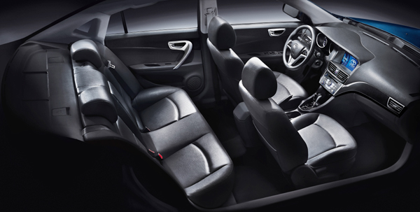 大氣度、新格調,東南V5菱致推出典雅黑智感旗艦座艙