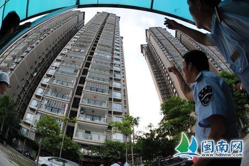 4歲男童自21樓蹊蹺墜亡 防盜網無破損痕跡