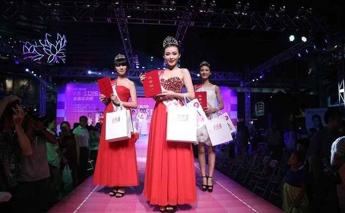 S女郎全國賽性感閉幕 福建美女獲最Sunny獎