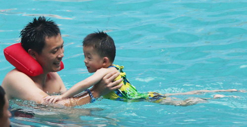 江西樟樹浮現(xiàn)罕見古鹽海 打造漂浮養(yǎng)生新體驗(yàn)