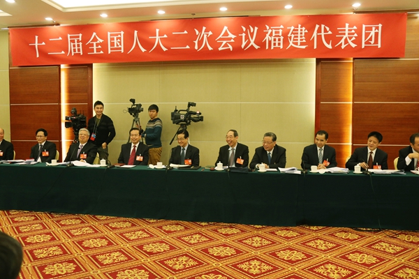 尤權(quán):始終堅(jiān)持“三個(gè)必須”