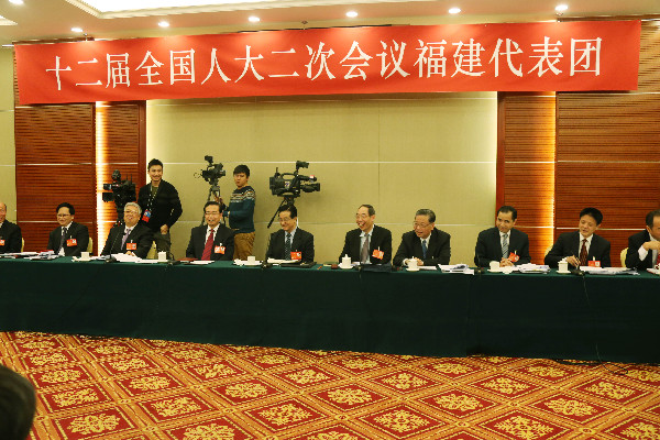 尤權:在改革發展中保持福建特色