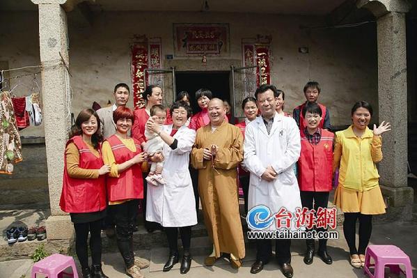 “奇跡寶寶”趙平安一周歲 后續(xù)可能還要做手術