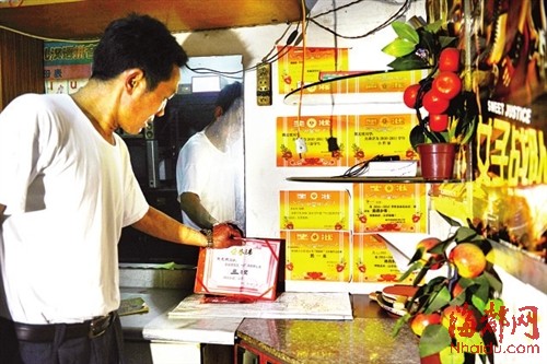 福州少年尋生母做親子鑒定 離別13年后首次見(jiàn)面