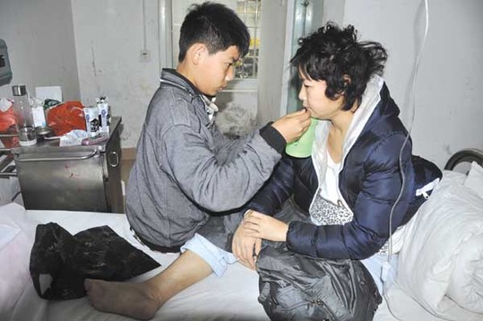 母親不幸患上尿毒癥 仙游14歲少年欲輟學救母