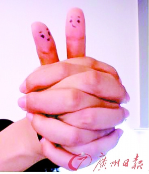 兔年拜年最給力手勢 “兔手勢”走紅網(wǎng)絡(luò)