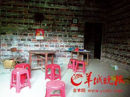 河源救母少年生存環(huán)境:7人擠1房 賣(mài)豆腐為生