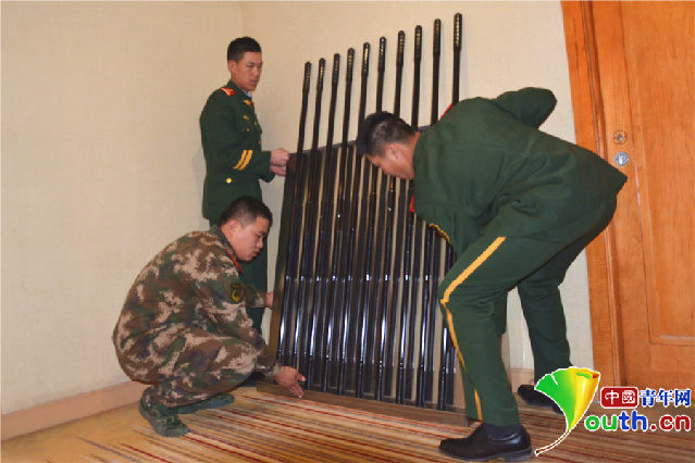 探訪(fǎng)“兩會(huì)”住地：武警安保全面啟動(dòng)