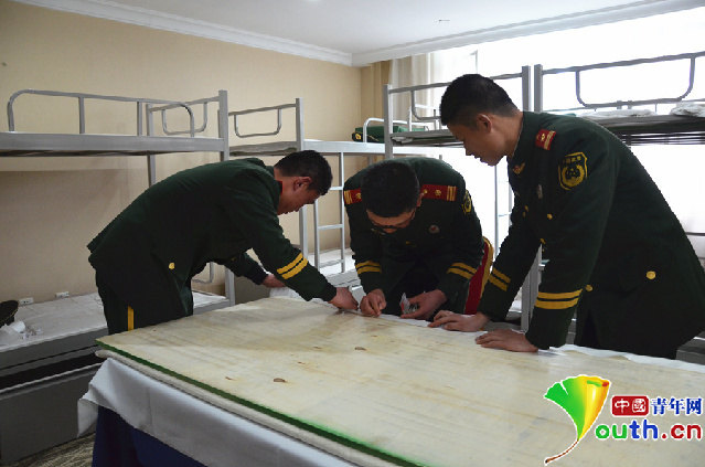 探訪“兩會(huì)”住地：武警安保全面啟動(dòng)