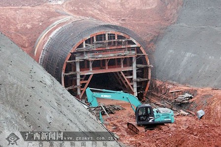 建設(shè)中廣西高鐵：鐵路樞紐牽引6條高鐵進(jìn)南寧