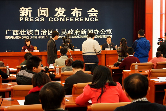 廣西昂首闊步邁入高鐵行列，年底高鐵開通