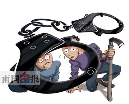 鹿寨兩兄弟湊購房款去偷A(chǔ)TM機 鑿四天墻終進牢房