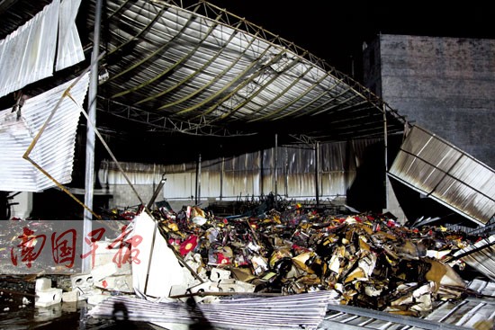 貴港：一包裝盒儲存倉庫發生火災 所幸沒有人傷亡