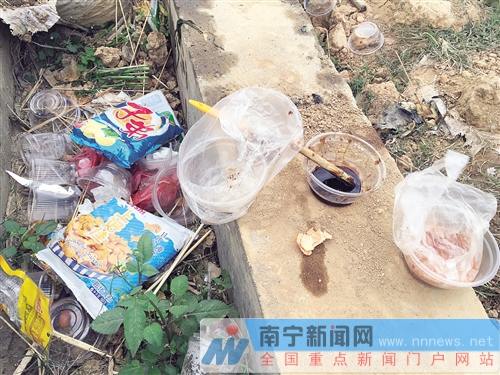 廣西大學實驗基地變燒烤場 一塊地里紅薯窯超30個