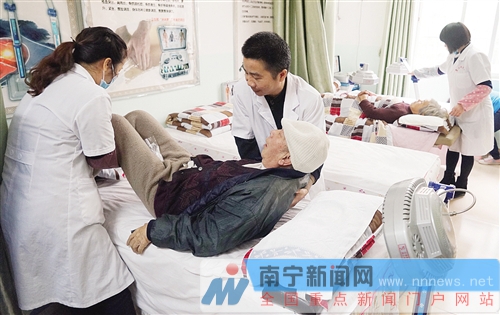 南寧推出社區居家養老模式 “托老所”受市民歡迎