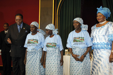 “非洲光明行”在馬拉維成功舉行