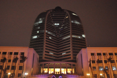 海航集團(tuán)積極參加2011年“地球一小時(shí)”