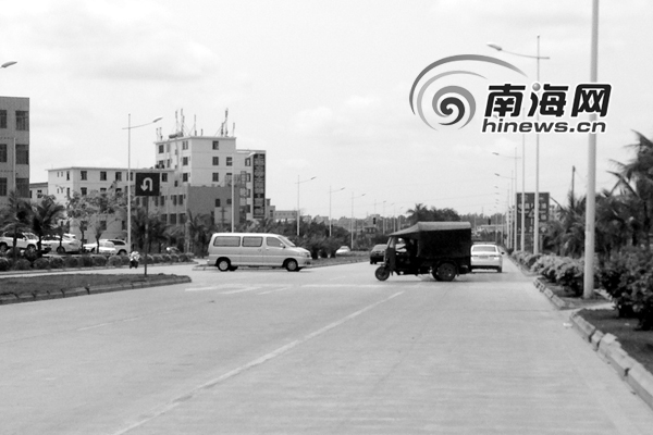 海南海口丘海大道延長線5公里開53個路口