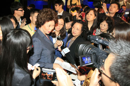 美國(guó)前勞工部長(zhǎng)趙小蘭參加博鰲青年領(lǐng)袖圓桌會(huì)議