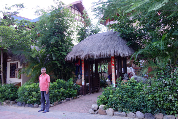 海南文明生態(tài)村巡禮之三——農(nóng)民變身來(lái)致富