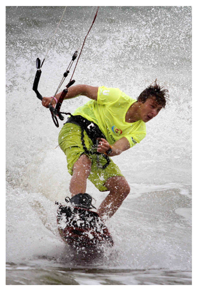 2013世界職業風箏沖浪巡回賽海口站正式開賽