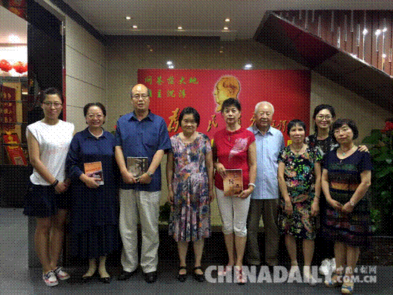 開國元勛之女一行蒞臨河北唐山愛心企業