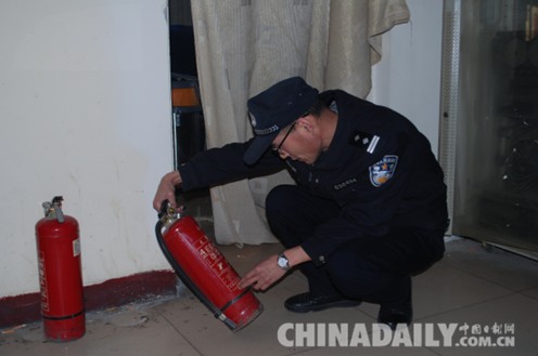 元宵節:邢臺市西門里派出所全力做好安保工作