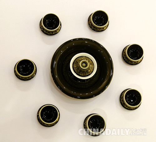 “我想成為歷史的鏈條” ——記弘傳定瓷創始人、河北曲陽定瓷研究所所長薛行嶙