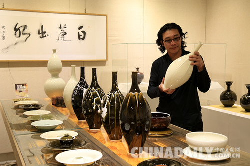 “我想成為歷史的鏈條” ——記弘傳定瓷創始人、河北曲陽定瓷研究所所長薛行嶙