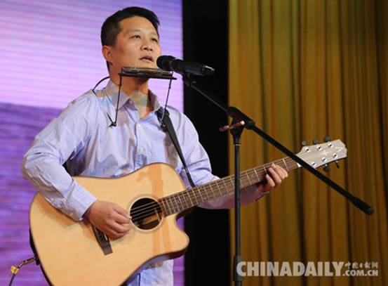 第五屆海子詩歌藝術(shù)節(jié)在秦皇島海港區(qū)舉行