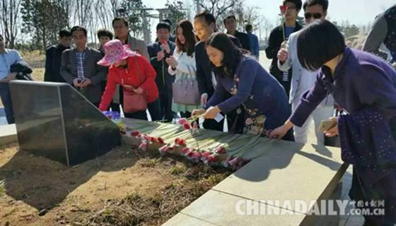 第五屆海子詩歌藝術(shù)節(jié)在秦皇島海港區(qū)舉行
