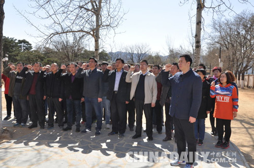 河北晉州城管綜合執法局開展黨員赴西柏坡參觀學習活動