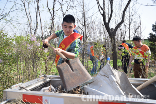 唐山路南住建局開展“黨員奉獻日”活動
