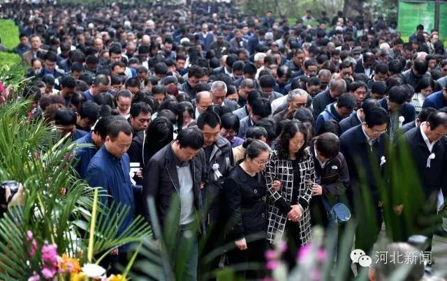 一個(gè)“農(nóng)民教授”,為何感動(dòng)了百萬(wàn)河北人